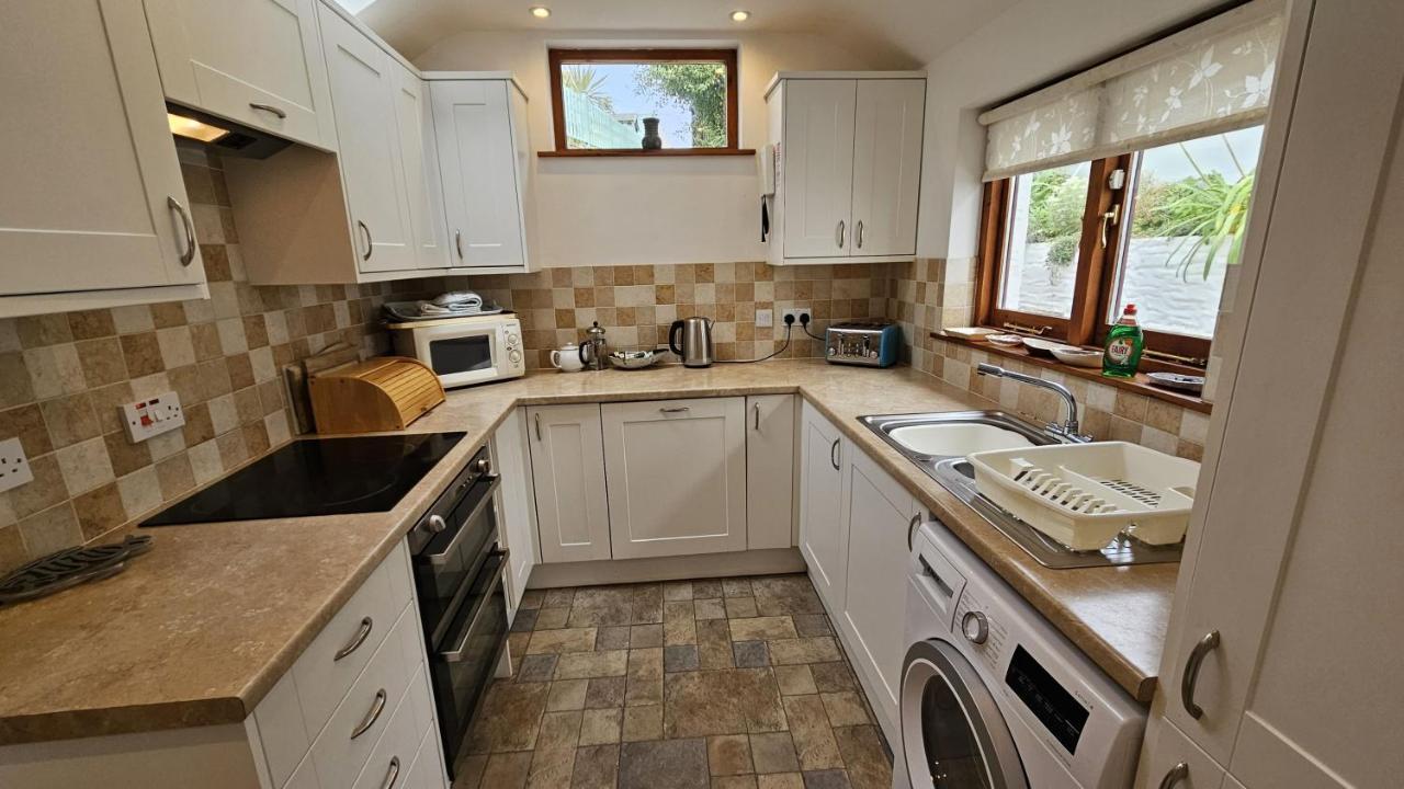 Hillside Cottage Porthscatho Exterior photo